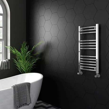Diamond Curved Heated Towel Rail - 400mm x 800mm - Chrome 4 Diamond Curved Heated Towel Rail - 400mm x 800mm - Chrome - Image 2