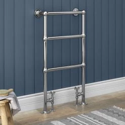 Chatsworth Traditional 949 x 498mm Chrome Towel Rail